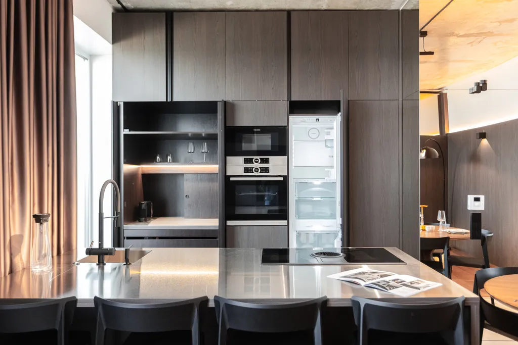 Квартира на первой береговой линии с видом на море в стиле лофт