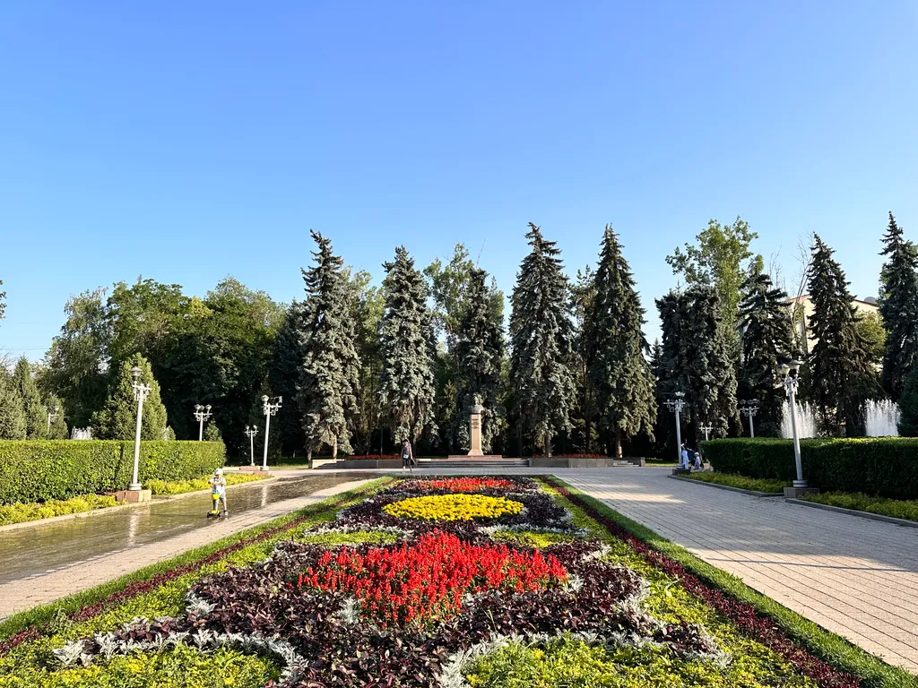 Шикарный 3 метровый потолок в квартире