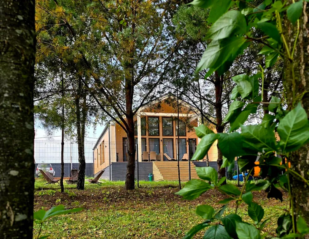 Семейный релакс-дом у реки с баней