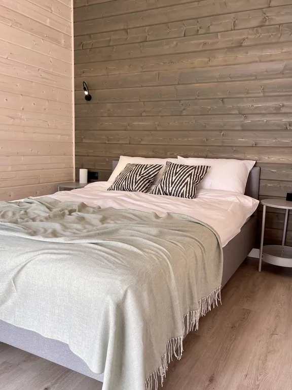 Коттедж Современный дом с баней у водохранилища — Лопотово