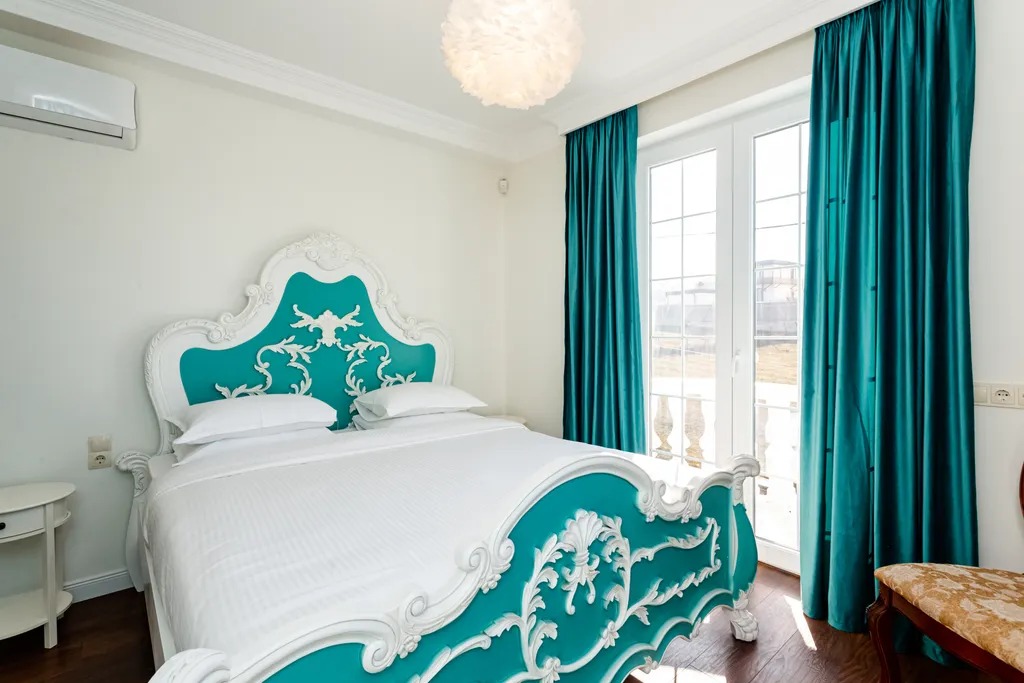 Shindisi Residence, VIP Villa