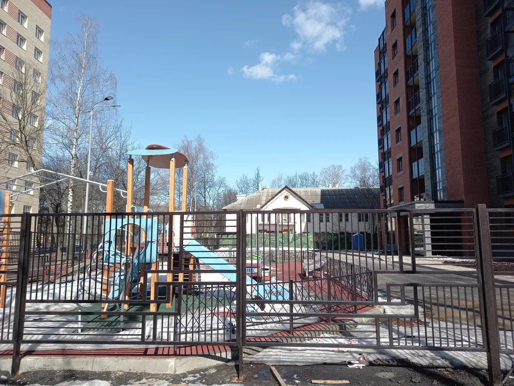 Современная студия с евроремонтом рядом с центром