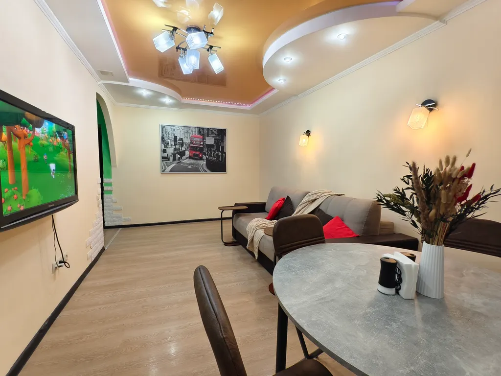 Уютная трёхкомнатная квартира в центре