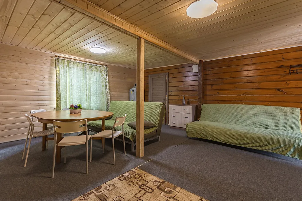 Лесной уголок