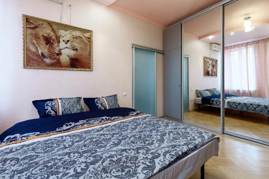 Квартира Уютнaя квapтирa в центpe гopoда, стаpый фонд — аренда посуточно в Ростов-на-Дону