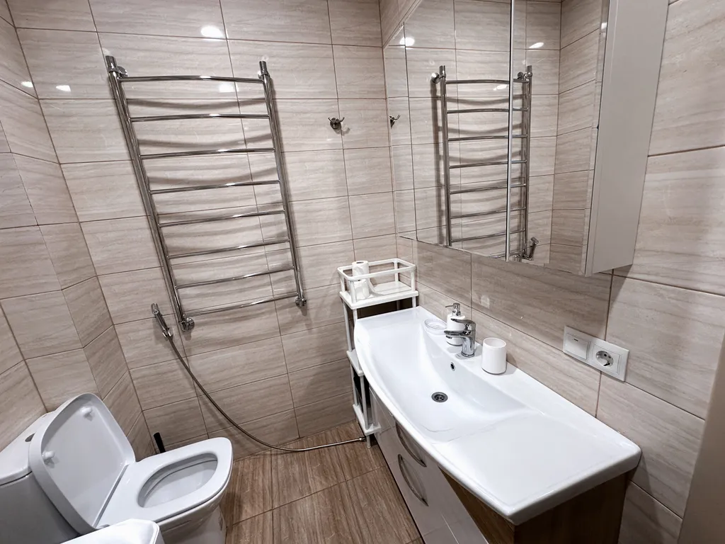 Дом с бассейном и баней в Самаре