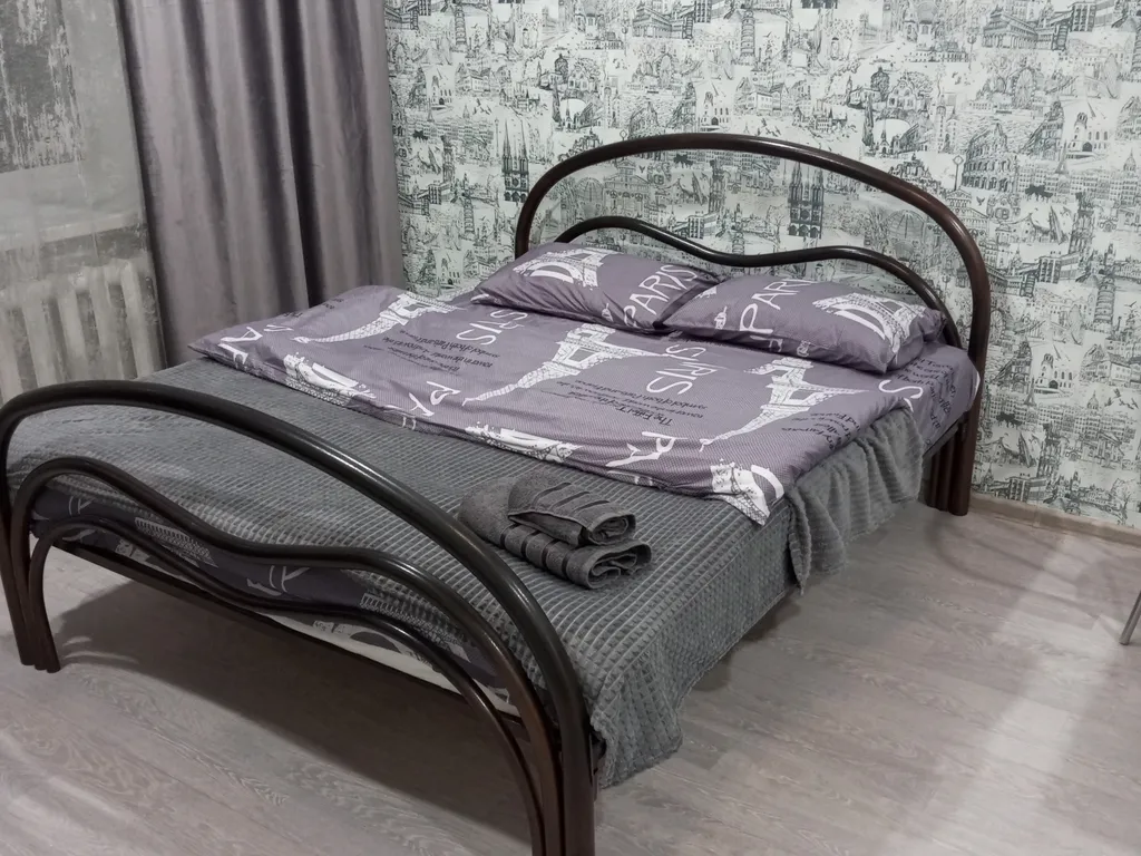 Квартира Уютная студия в центре города — аренда посуточно в Ишим