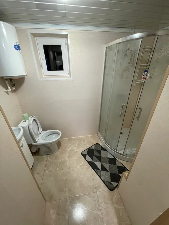 Уютный дом с большим подогреваемым бассейном, баней и банным чаном