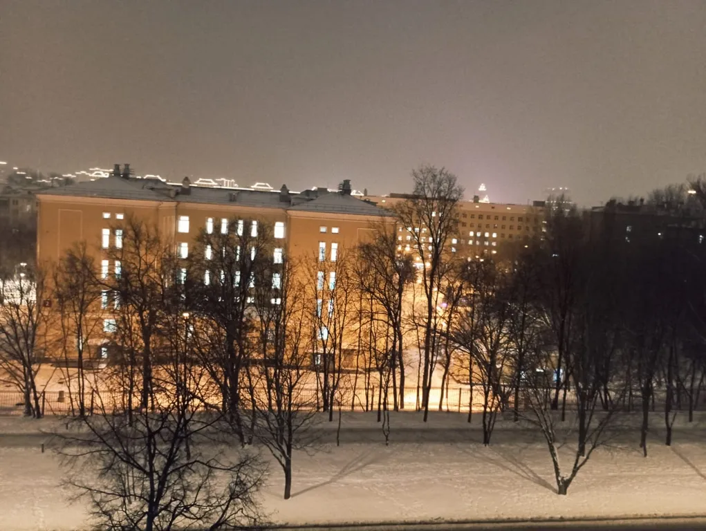 Квартира Квартира с французским балконом — Москва
