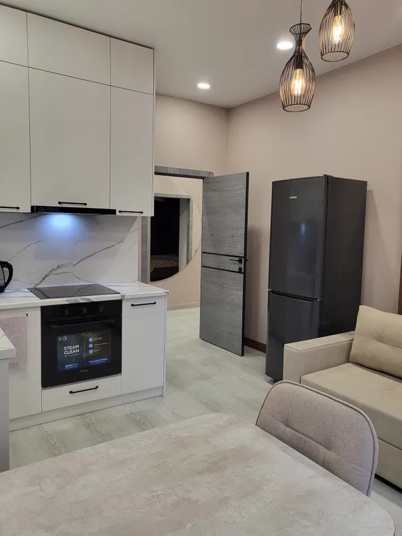 Евродвушка с авторским дизайном, в центре, около Мега парка