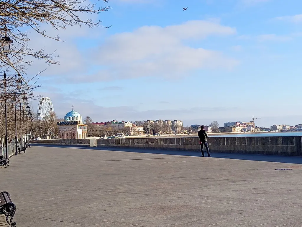 Уютная квартира со всем необходимым для жизни на набережной Терешковой