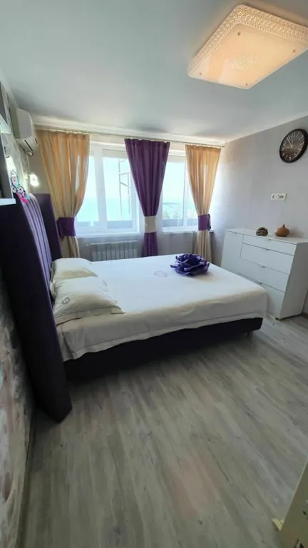 Дом с бассейном