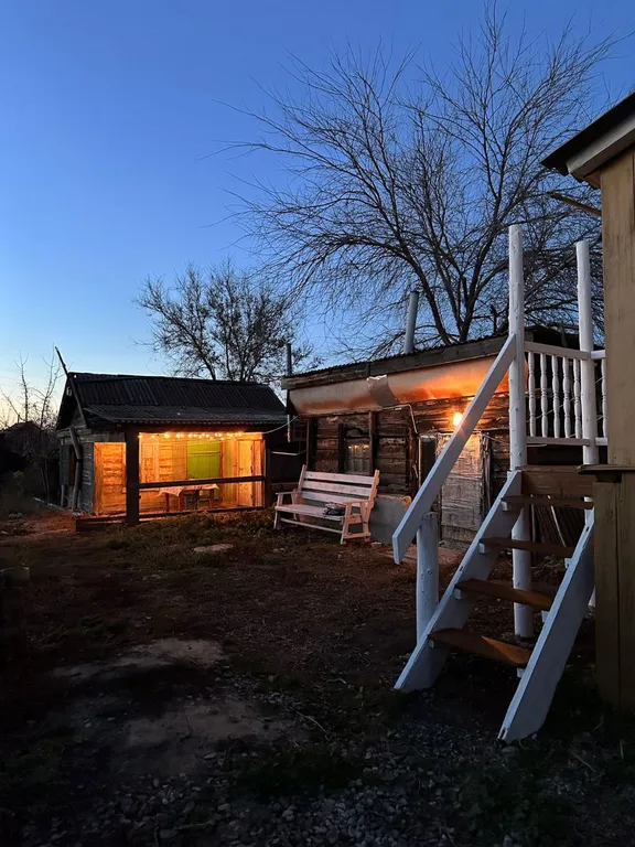 Восстановленная уютная русская изба со всеми удобствами