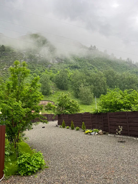 Двухкомнатный дом с видом на гору