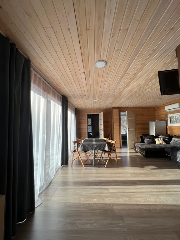 Коттедж Семейный коттедж на берегу реки Лава — Ручьи