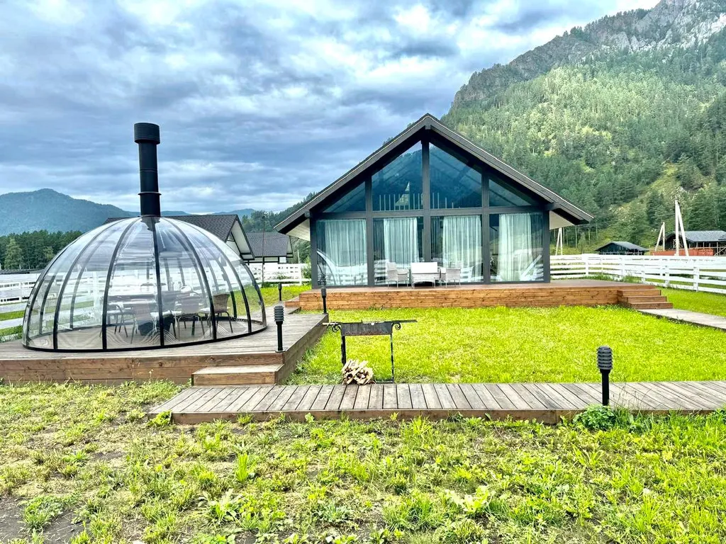 Коттедж Дом с видом на горы — аренда посуточно в Чемал