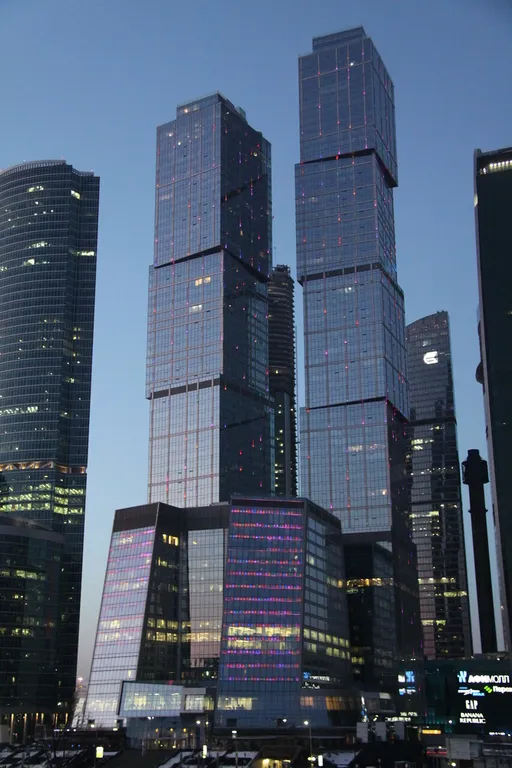 Уникальные апартаменты с панорамным джакузи и тропическим душем