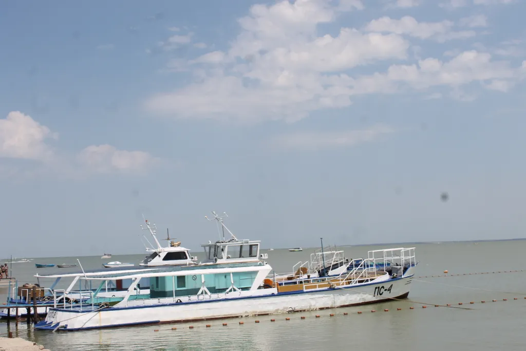 Квартира Номера на Пляже, квартира - студия  кухней 147/1, до берега 40 метров — Ейск