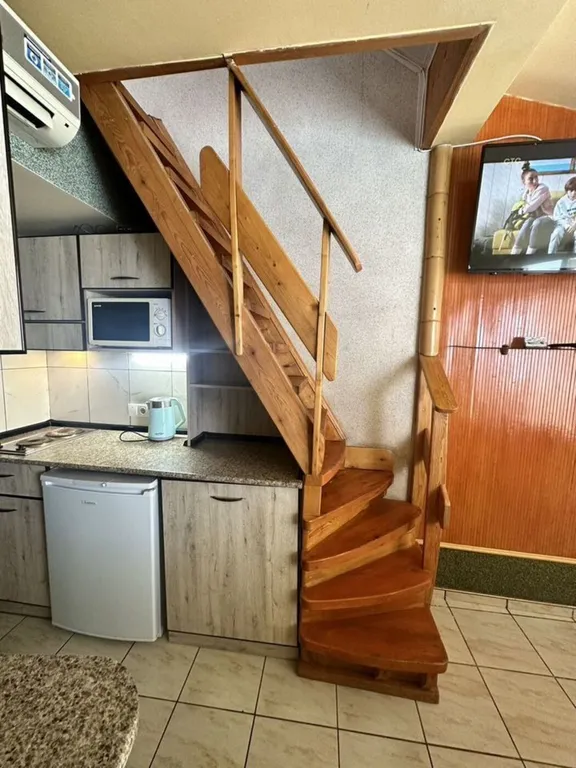 Квартира с мансардой и видом на море