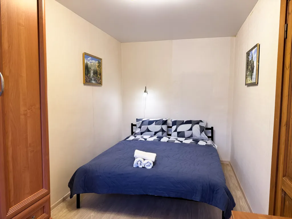 2‑комн. квартира в центре Мурманска на ул. Карла Маркса, 9 — аренда посуточно в Мурманск