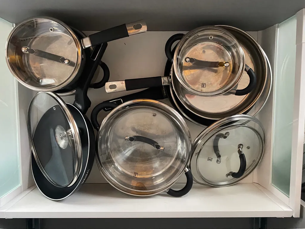 Уютный дом с бассейном на природе