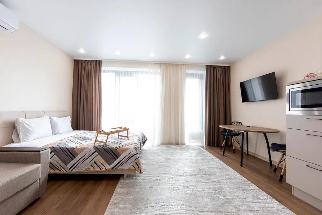 Студия люкс в авторском квартале в центре города