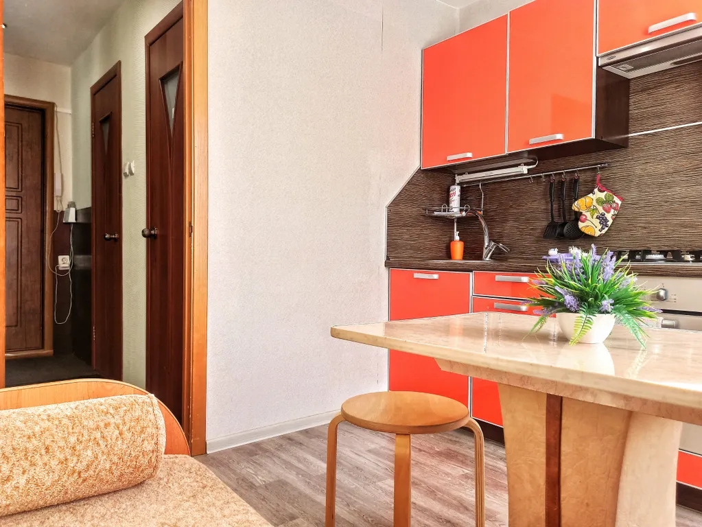 1-к квартира до 6 гостей около рынка Новый