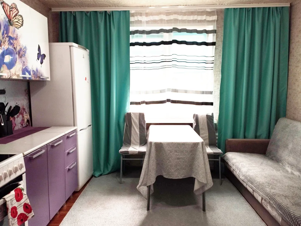 Чиcтaя, уютнaя 1-комнaтная квартирa в центpальнoм pайоне