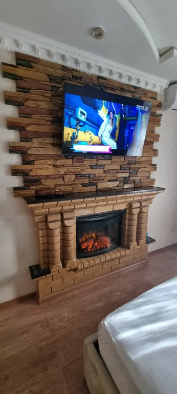 Уютная квартира в центре города с видом на горы