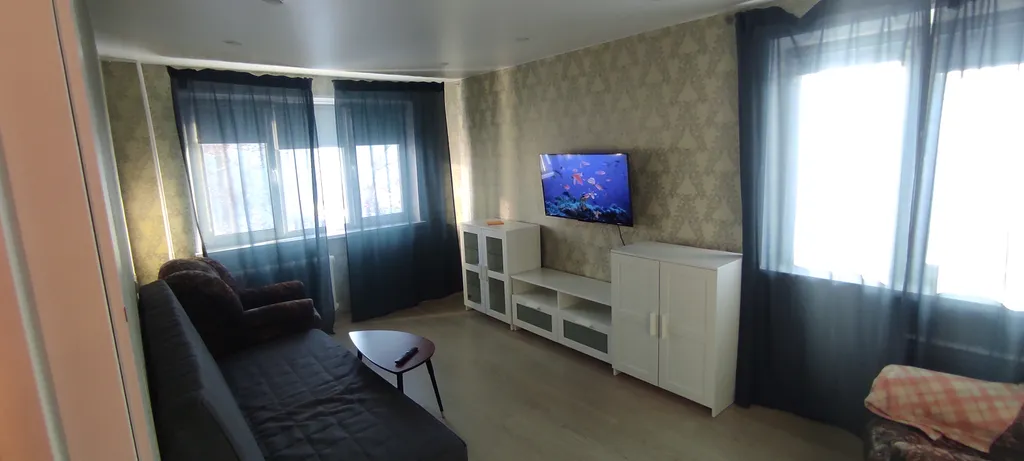 Уютная квартира — аренда посуточно в Кировск