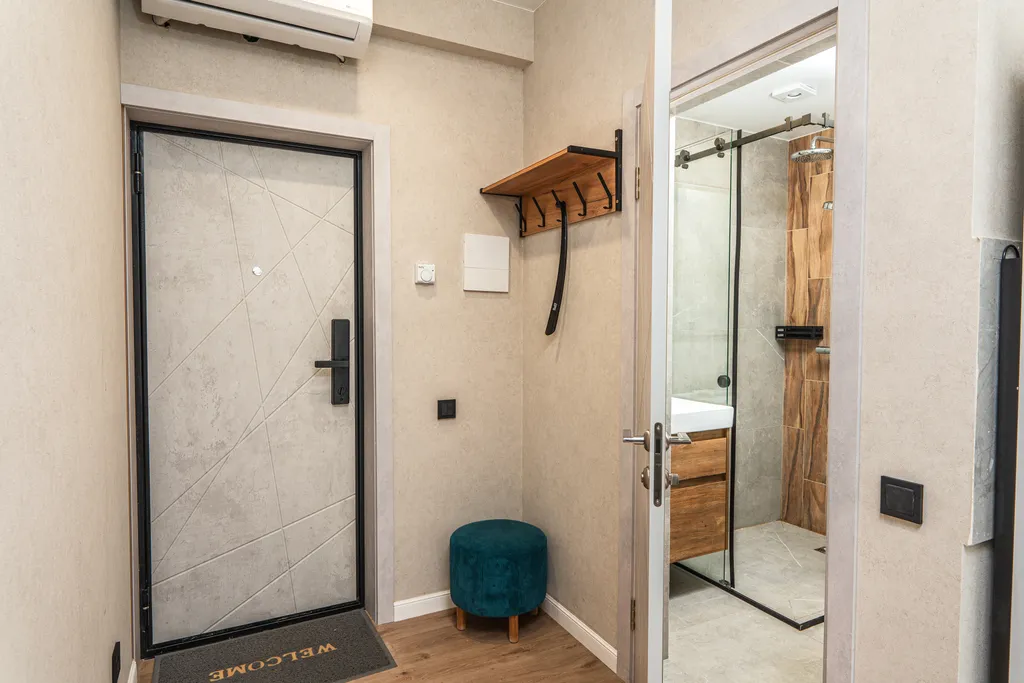 Апартаменты с отдельной спальней в центре Красной Поляны