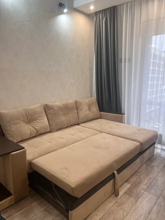 Стильная квартира с панорамными окнами