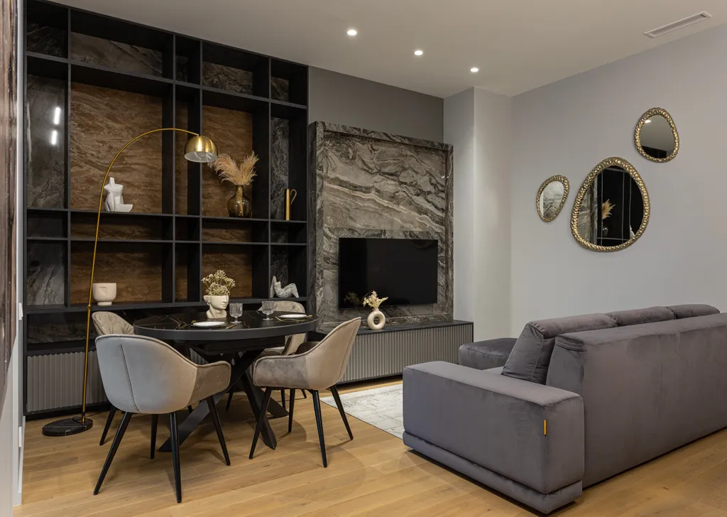 4-комнатная Квартира