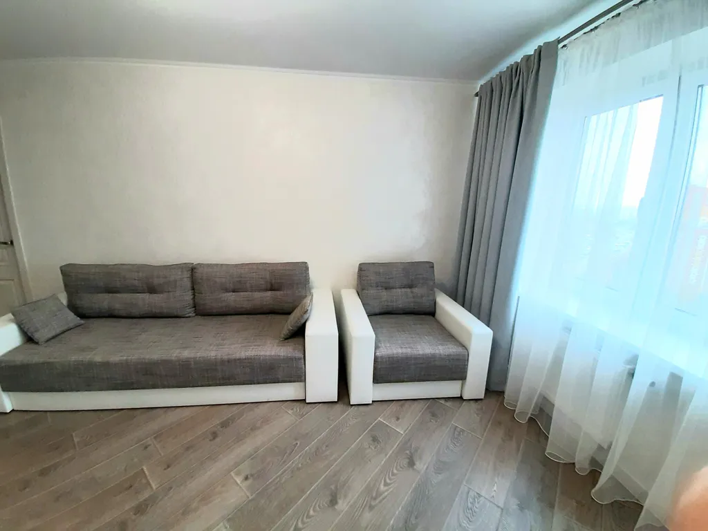 Квартира студия в новостройке в центре