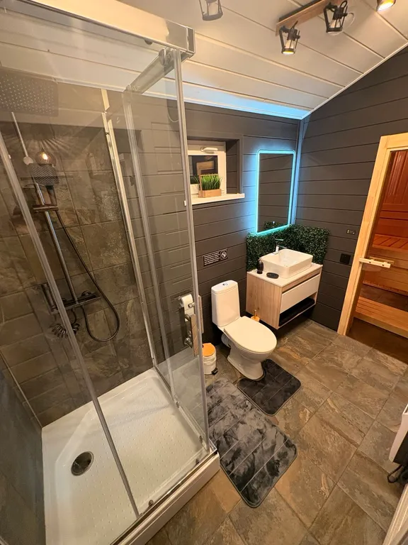 Домик в черте города Климовск