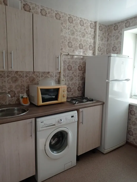 Квартира СИБАДИ, Политех, Мед. Академия, Телецентр, Академия Авангарда, — аренда посуточно в Омск