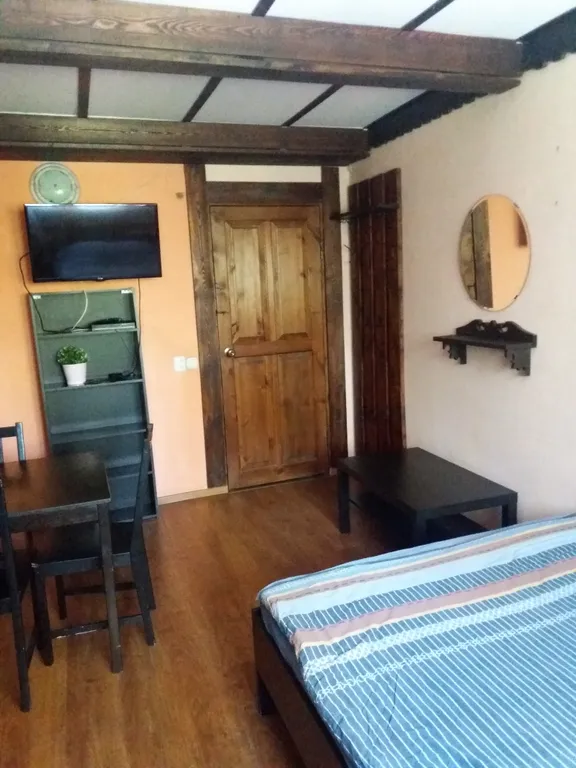 Уютный двухкомнатный апартамент на 2 этаже