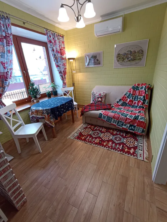 Уютный дом рядом с монастырем , индивидуальным отоплением, теплый пол