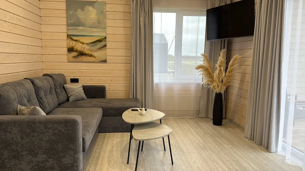 Домик с террасой