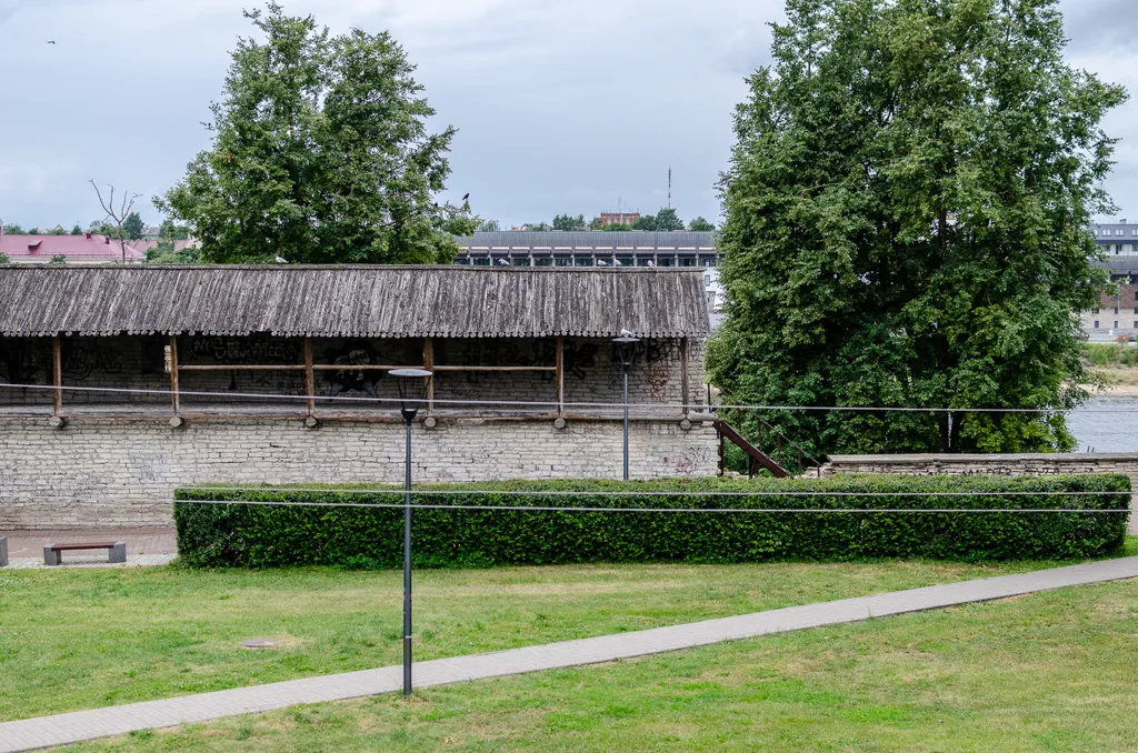 Центр, шаговая доступность до Кремля, вид на реку Великую