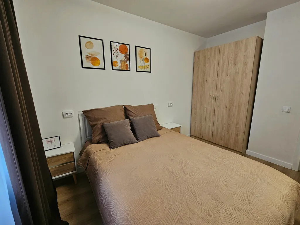 Двухкомнатная квартира не далеко от центра в новом доме