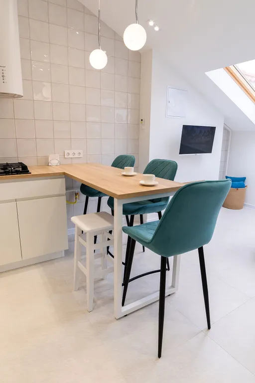 Квартира Квартира Дизайнерская мансарда в 150 метрах от моря — Геленджик