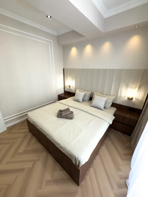 Monna Lisa Apartment on 28 may