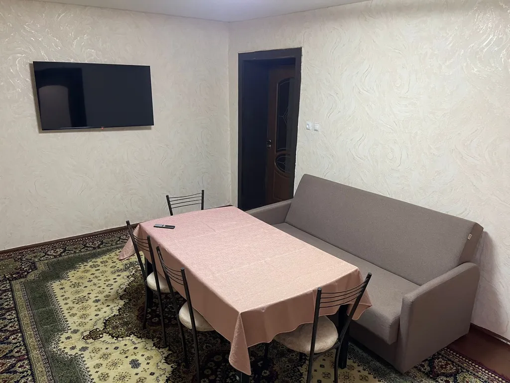 Уютная квартира в спальном районе с видом на море