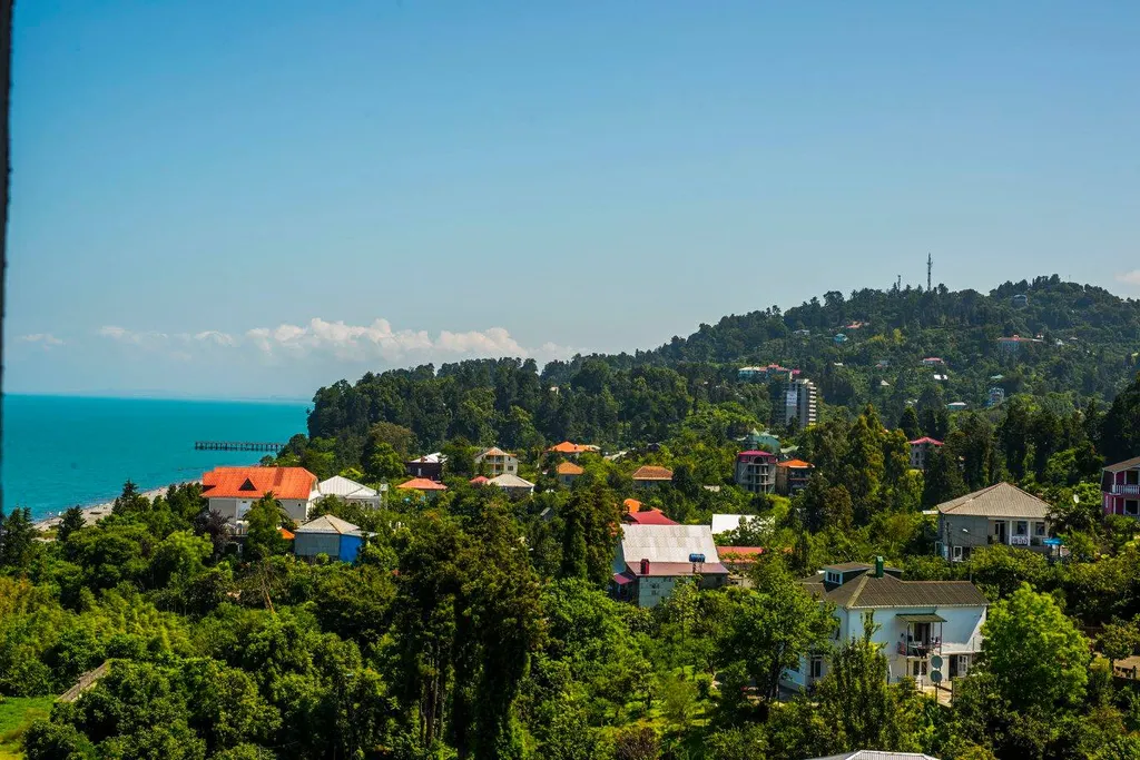 Квартира у моря с видом на горы