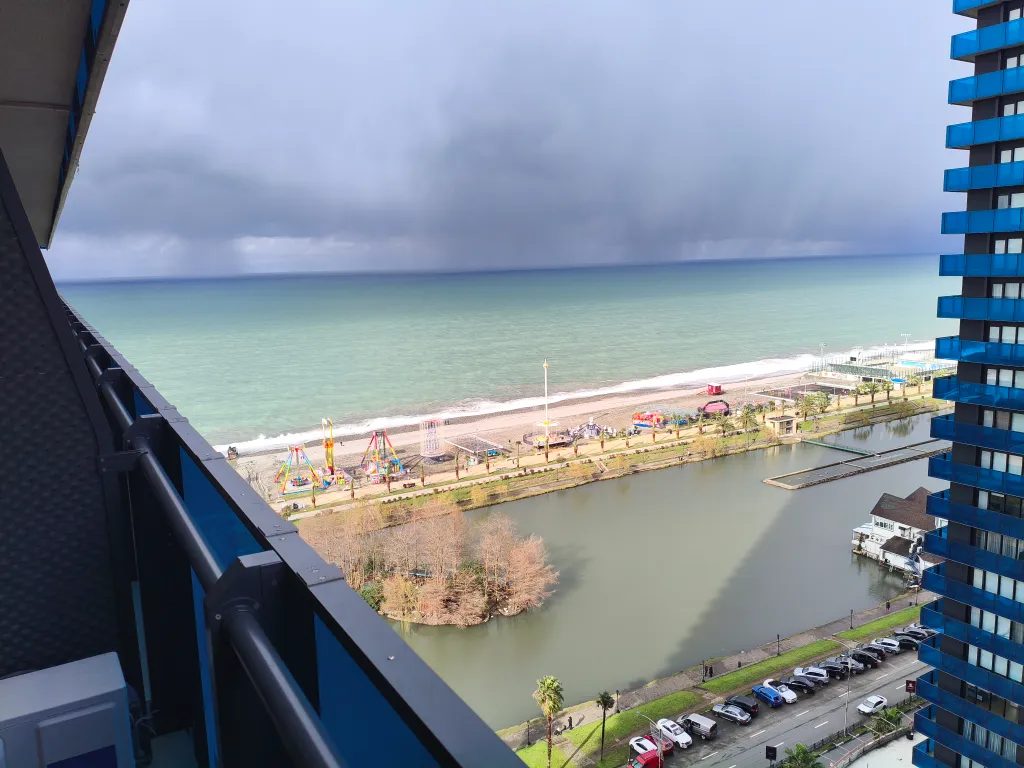 Апартамент-студио орби-сити