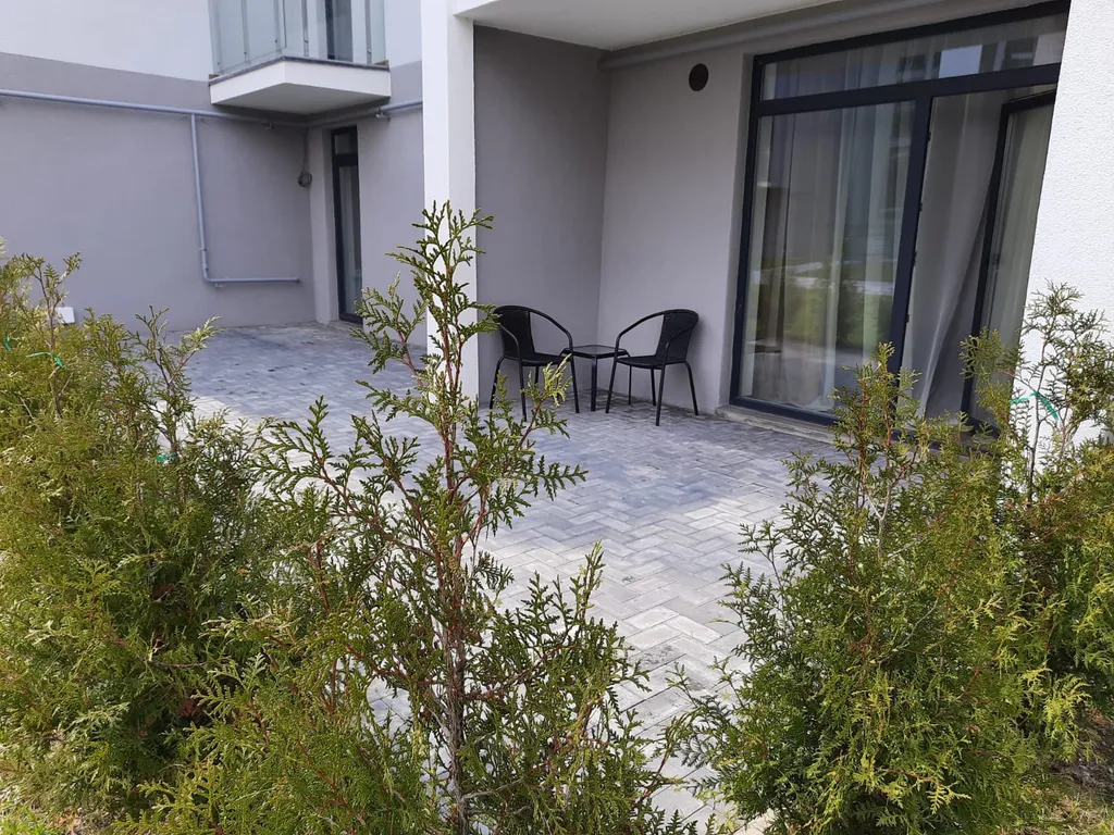 Просторная квартира в новом жилом комплексе с собственной террасой