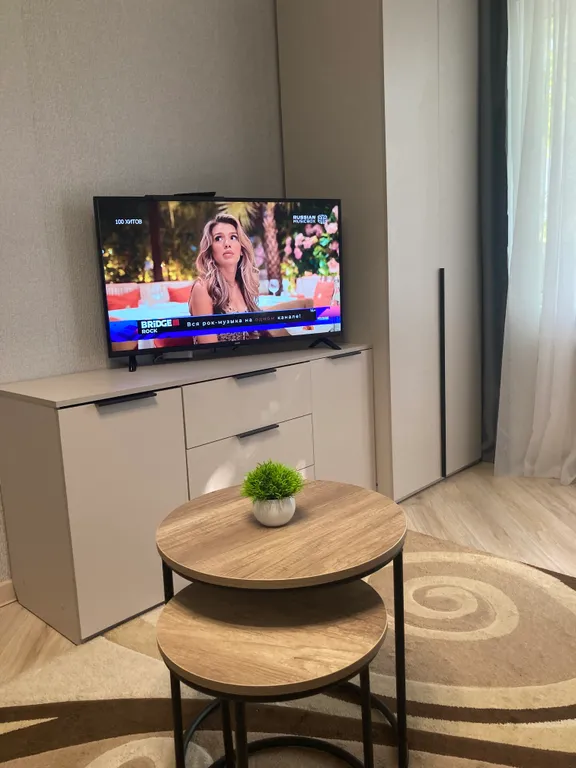 Комфортная трёшечка в центре города, 4 раздельных двуспальных места