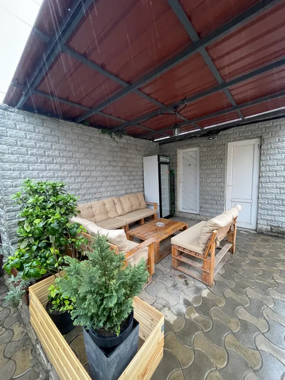 Трёхэтажная вилла