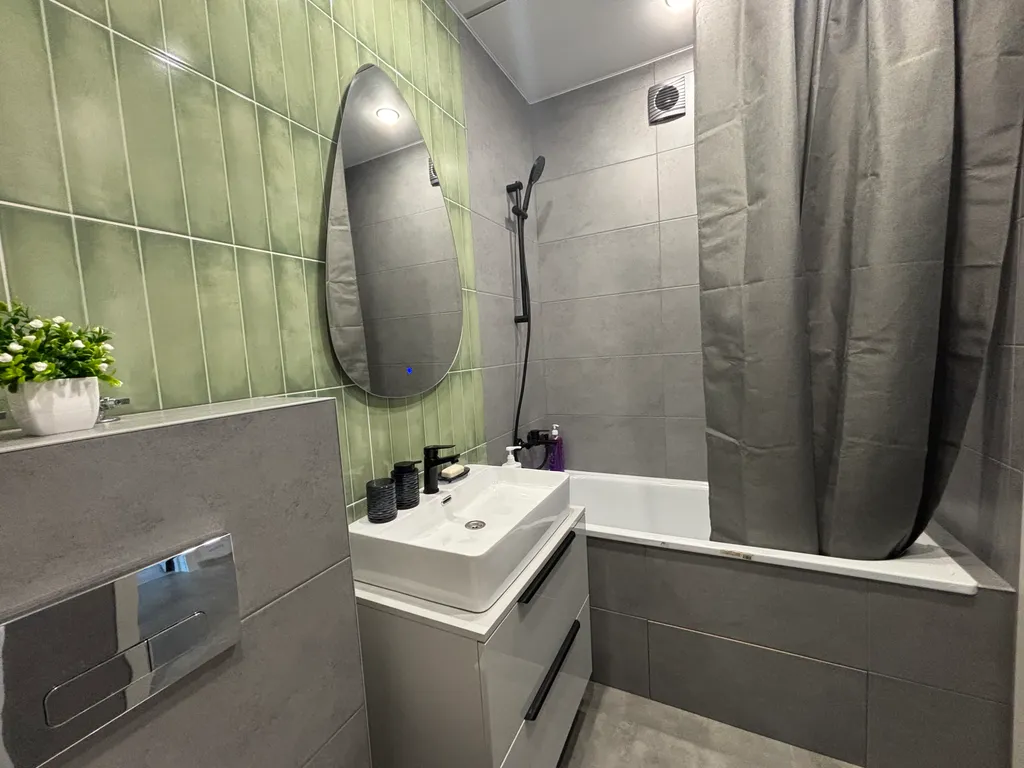 Уютная чистая квартира в новом доме и микрорайоне